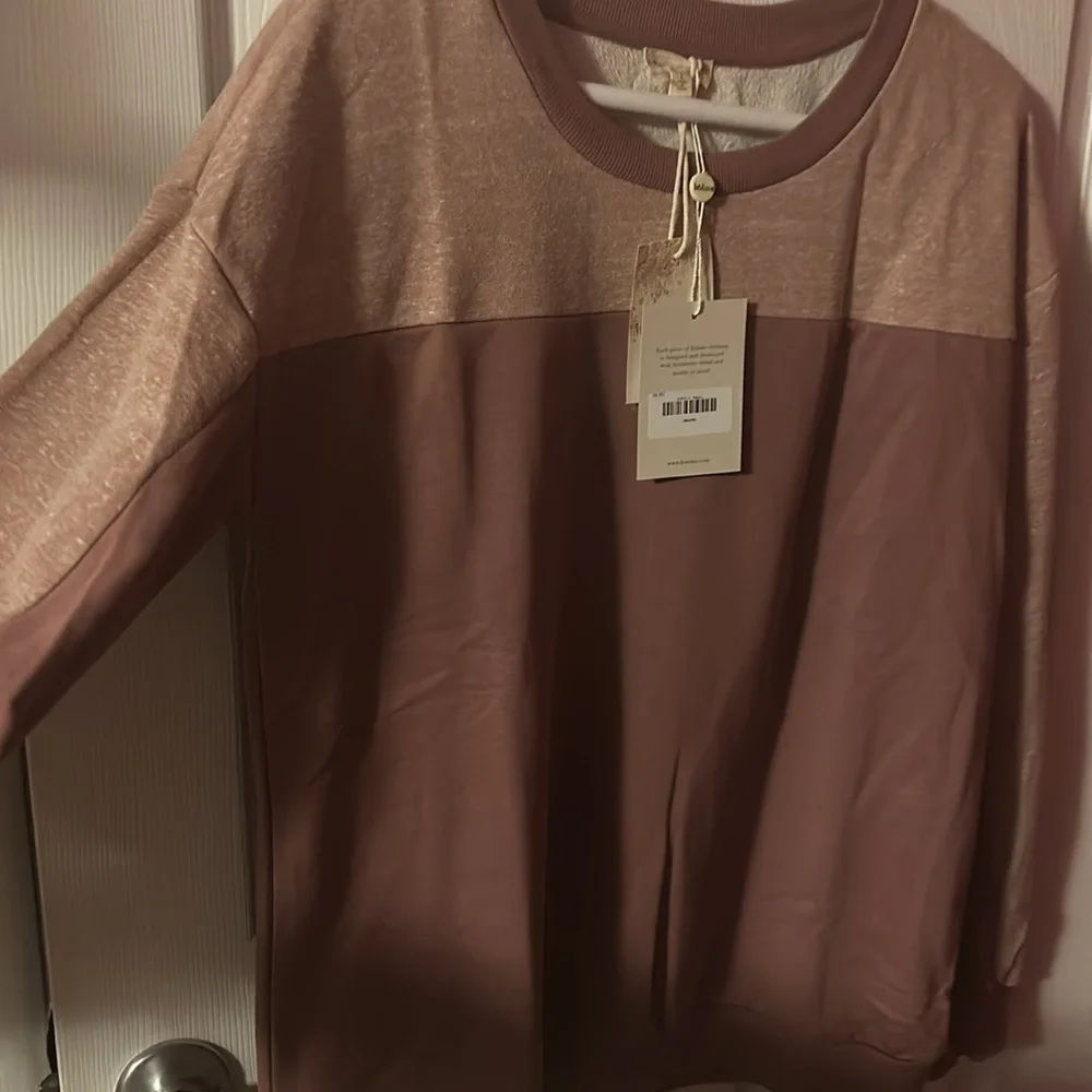 Olivia Colorblock Sweatshirt - Picture 2 of 10